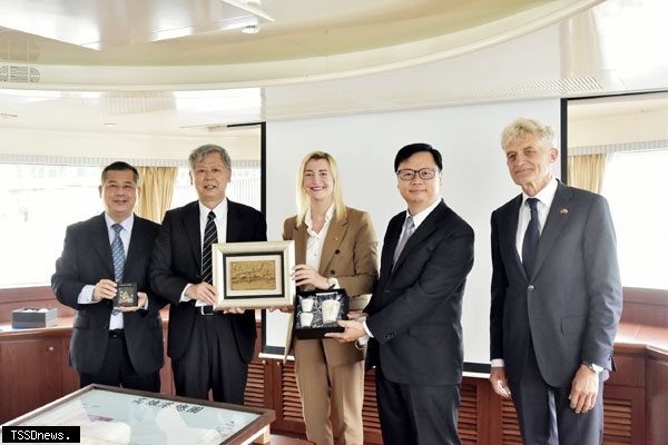 圖片說明